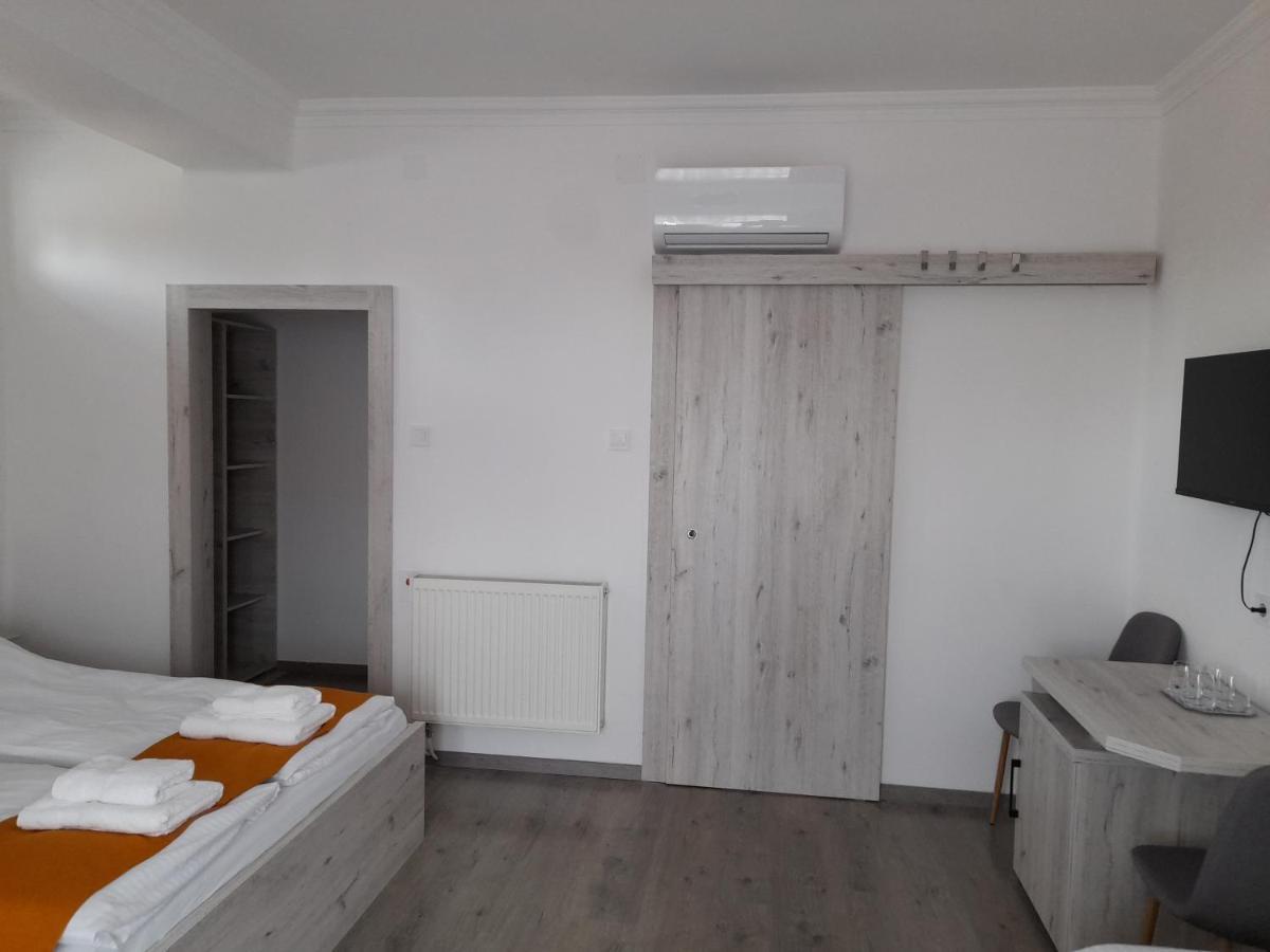 Bed and Breakfast Orion Panzio Hajdúszoboszló Exteriér fotografie